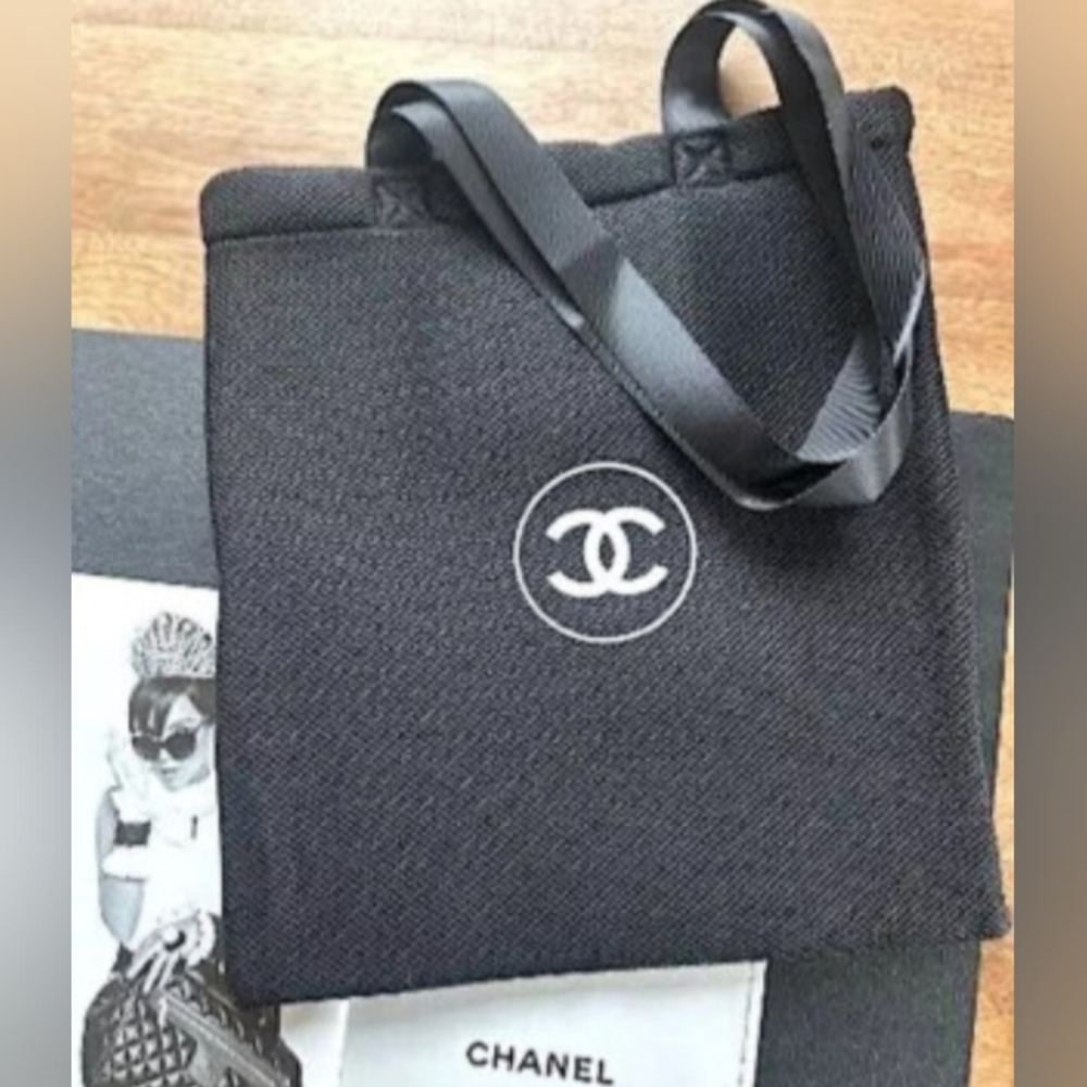 Chanel MESH BEAUTY Black Tote Bag